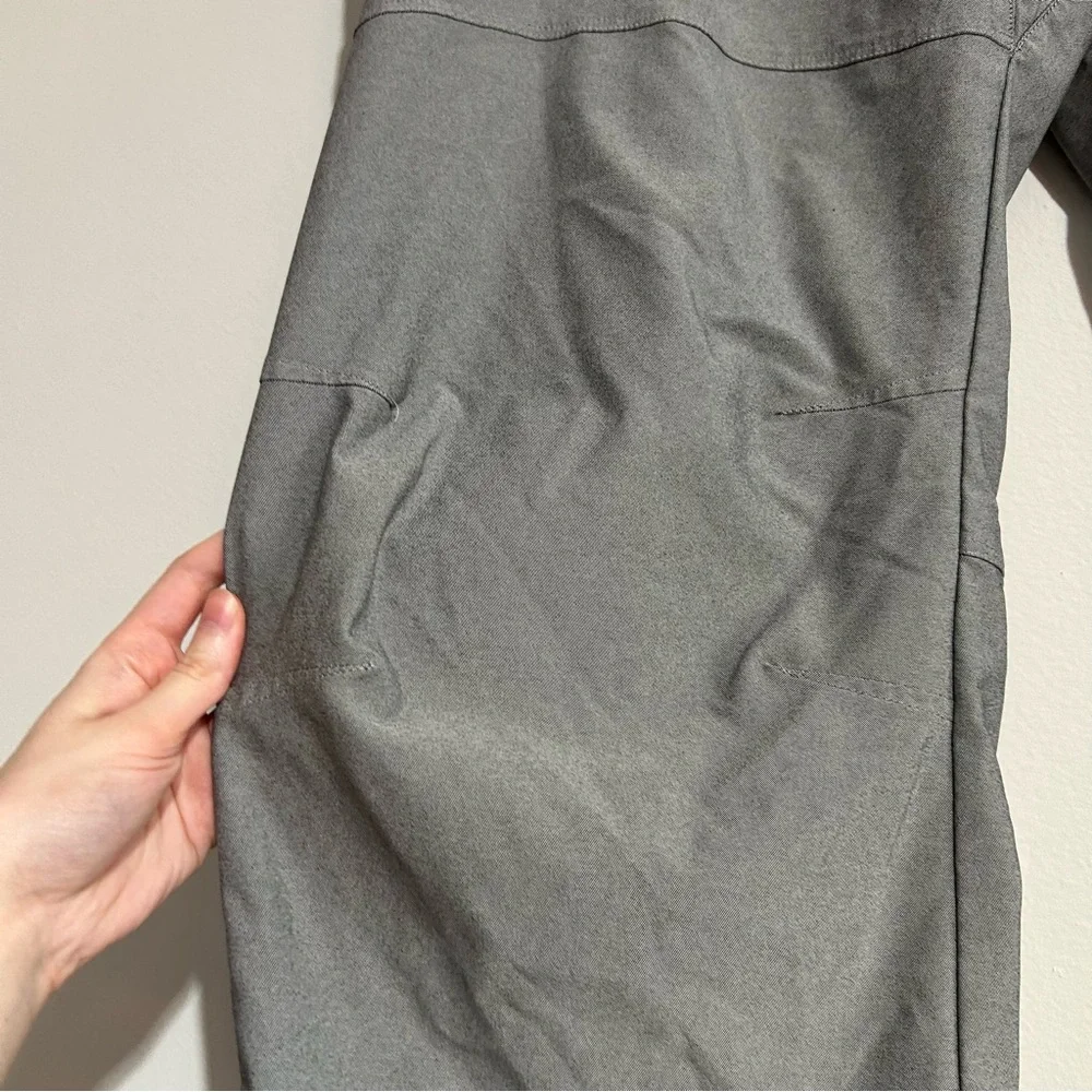Columbia Pilsner Peak Performance Outdoor Hiking Pants Grey Poly Nylon 50
